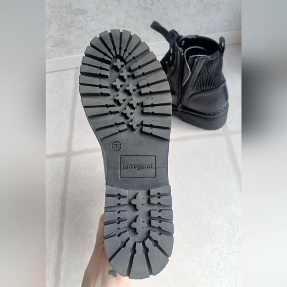 Black Chunky Lace-Up Ankle Boots - Picture 8 of 8